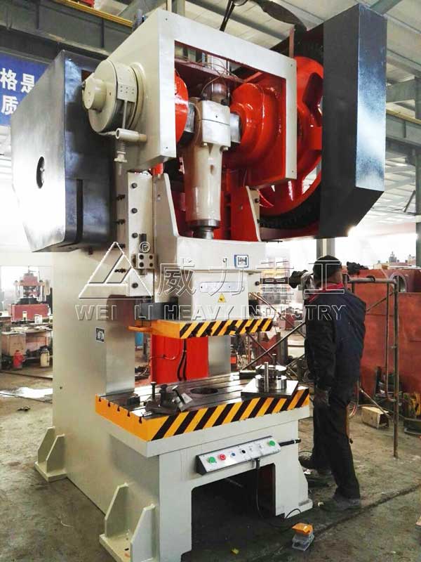 250噸鋼板固定臺(tái)沖床